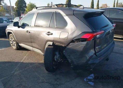 2022 Toyota Rav4 Xle Premium z USA, uszkodzony, nr VIN 2T3C1RFV3NC201834